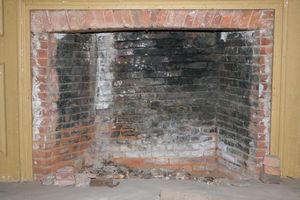 gal/251 North West St. - 2006-2007/tn_070124 North Parlor Fireplace.jpg